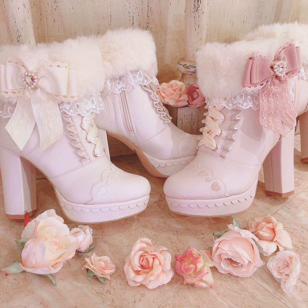 リズリサ LIZLISA 編み上げショートブーツ ホワイト - メルカリ