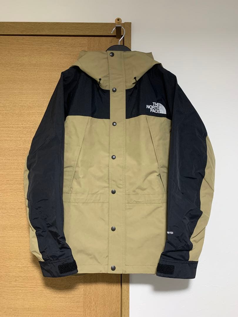 「ほぼ新品」ノースフェイス NP62550 マウンテンライトジャケット Mサイズ