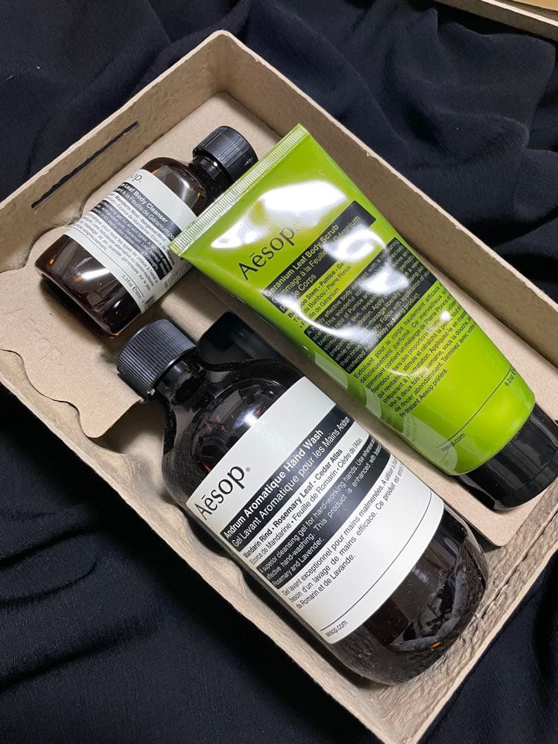 新品未使用　Aesop イソップ　コングルアス　４点ギフトセット