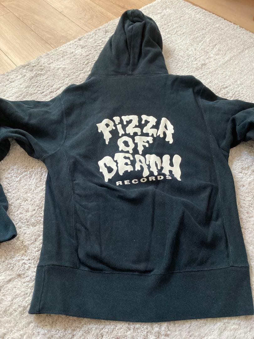 BBQ CHICKENS パーカー - メルカリ