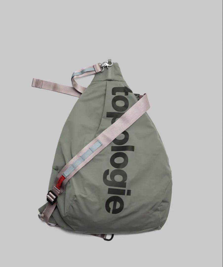 美品Topologie スリングメッセンジャー　ラージ/ストラップ付き