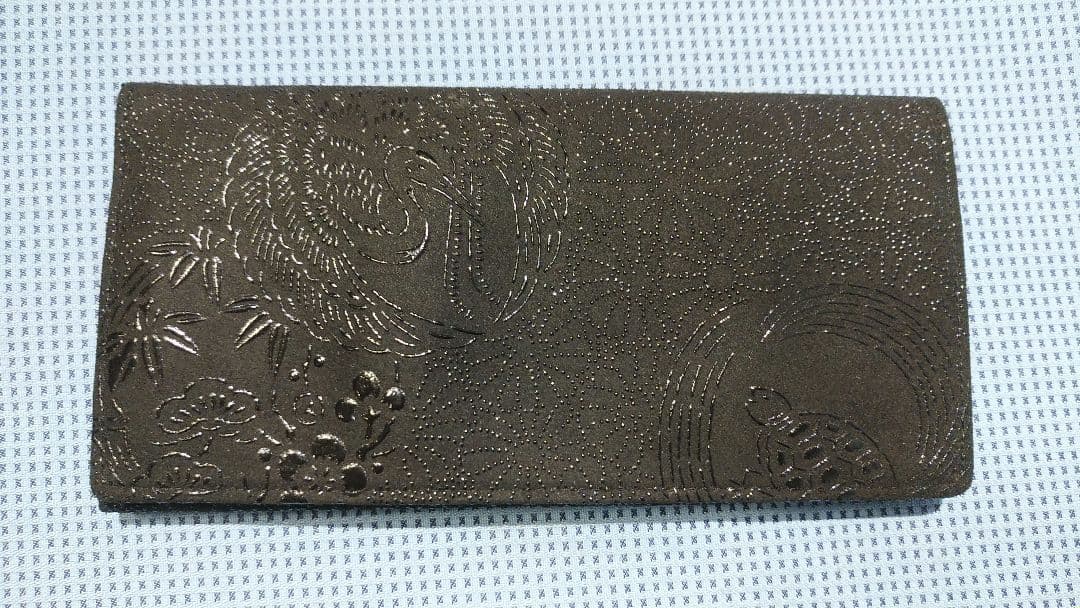 印伝　黒漆の鶴と亀柄模様の長財布 未使用品　レトロ JIZAING×INDEN】甲州印伝 ラウンドファスナー長財布／藤巻別注グリーン