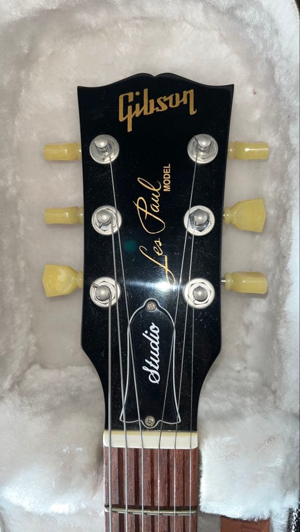 ギター Gibson Les Paul Studio Wine Red 2012 Gibson Les Paul Studio revamped for 2012 | MusicRadar