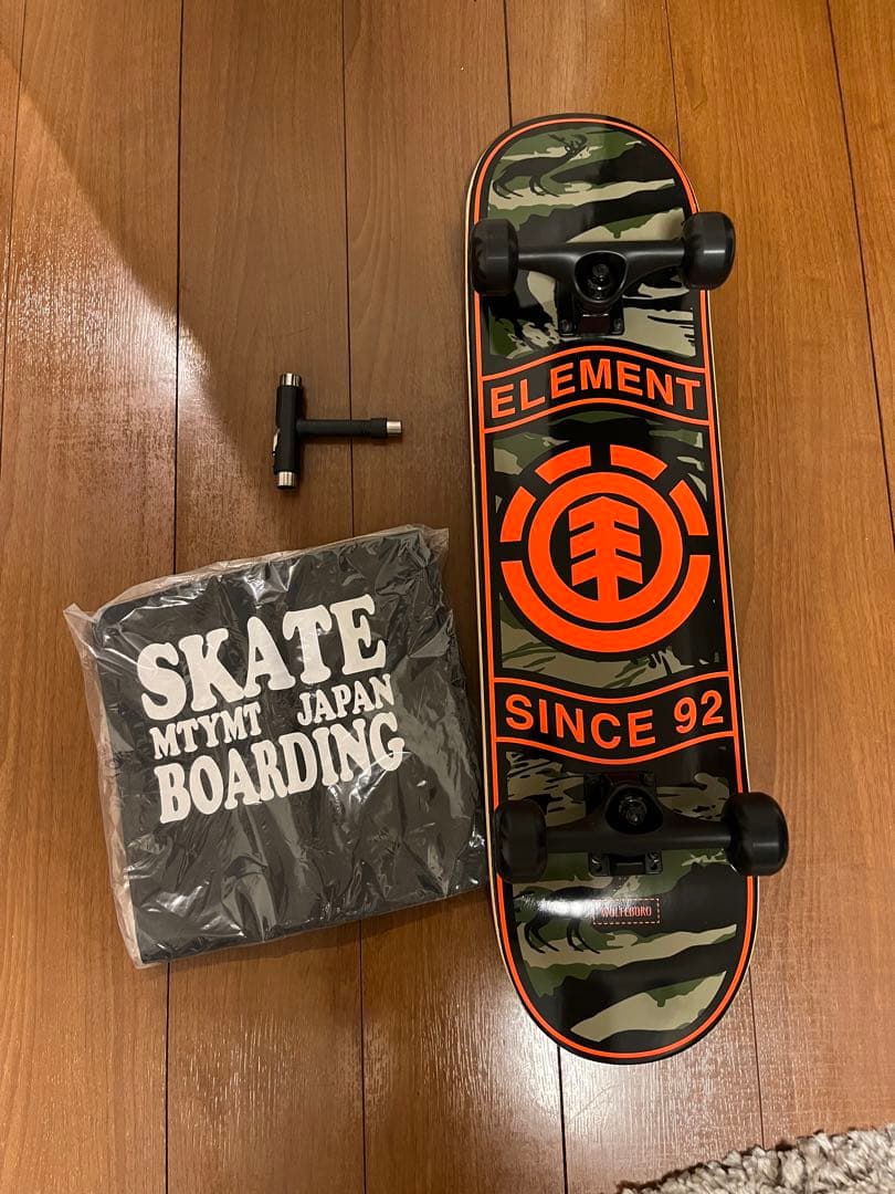 値下げ【希少カラー新品未使用】ELENENT WOLFEBOLO スケートボード