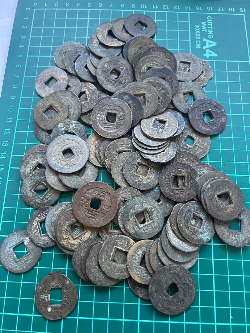穴銭　朝鮮　常平通宝当五 100枚ロットとオマケ