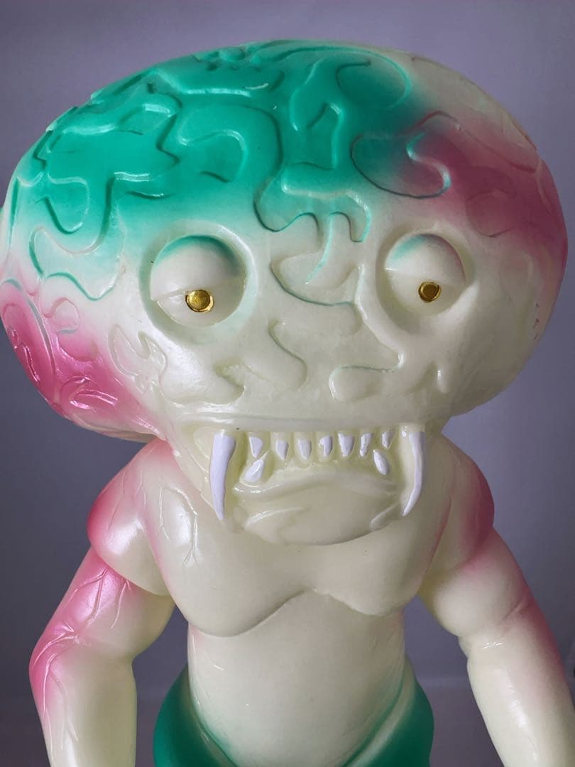 スペクトルマン ノーマン 蓄光限定ソフビ ベアモデル