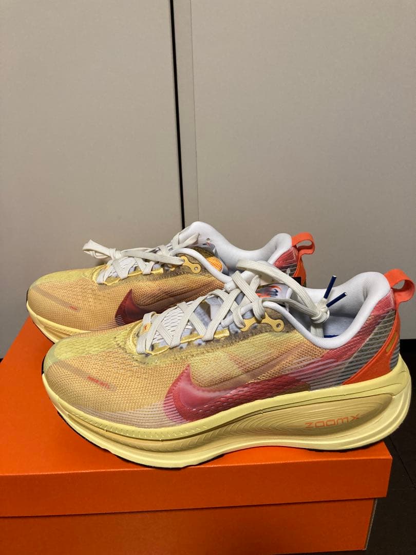 NIKE ナイキ ボメロ 18 SE マルチカラー 26.5cm