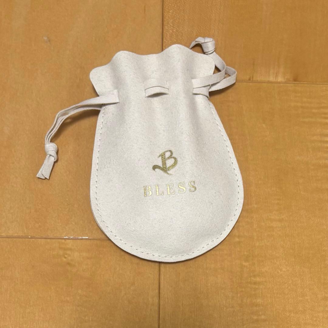 シルバー925 フルール・ド・リス ハート型ネックレス たくむ着用