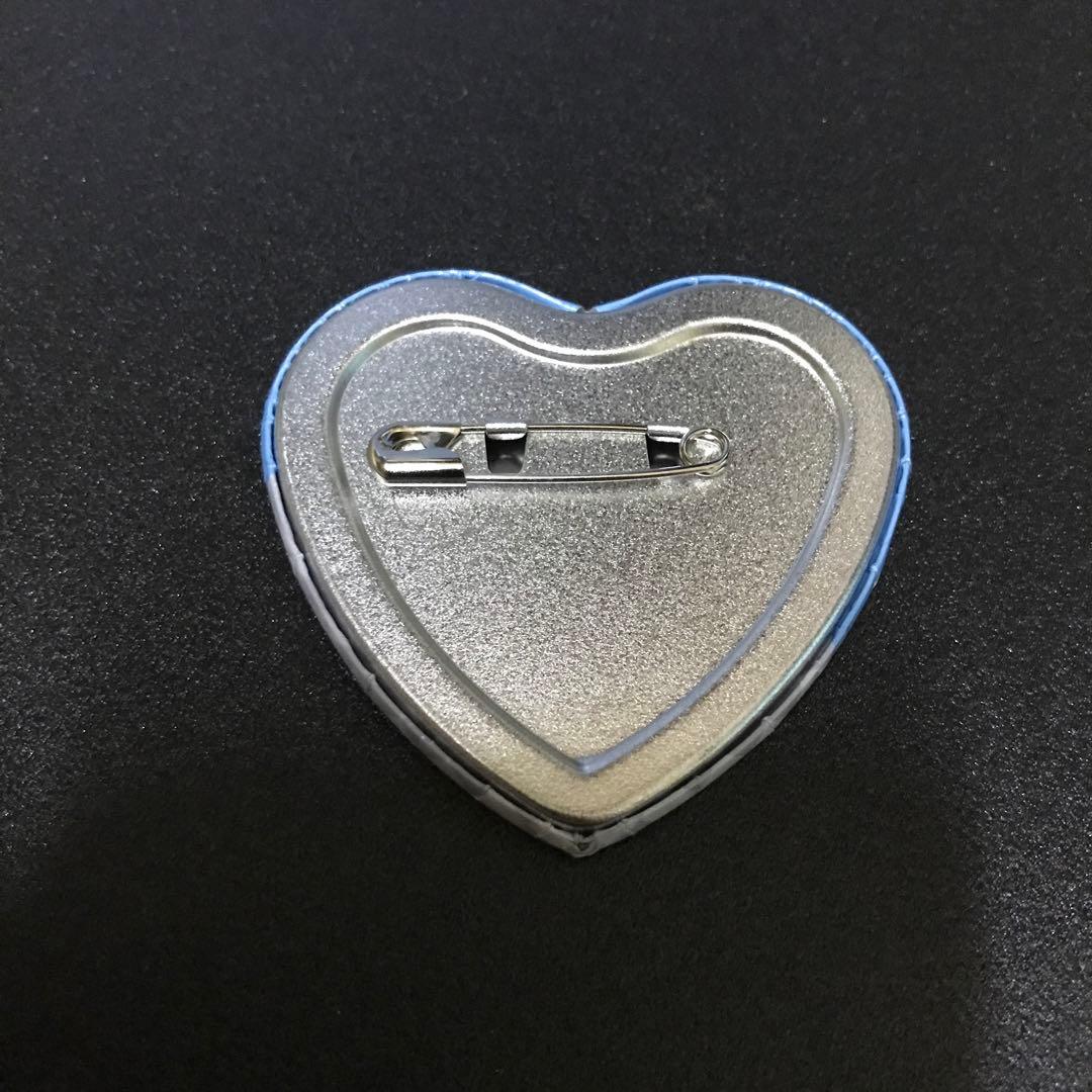 名探偵コナン アメリカンダイナー ハート型缶バッジ KADOKAWA 怪盗