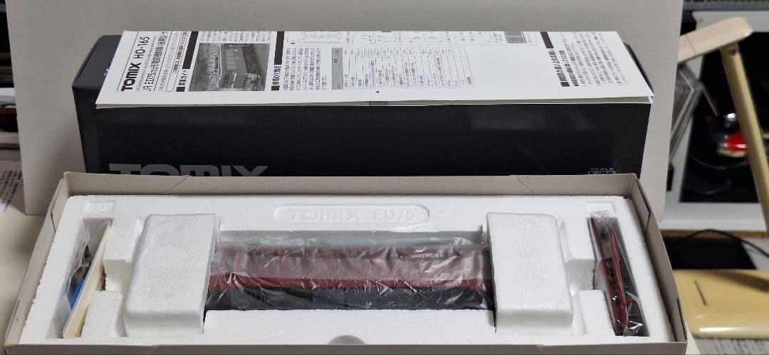『新品未使用』TOMIX HO-165 JR ED75 700 後期型サッシ窓 TOMIX HO-165 JR ED75形700番台 電気機関車 後期型 サッシ窓 HOゲージ