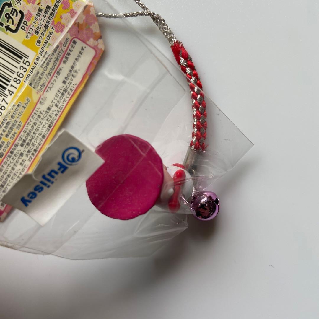 サンリオ ご当地キティ 赤富士バージョン 富士山 ねつけ根付け