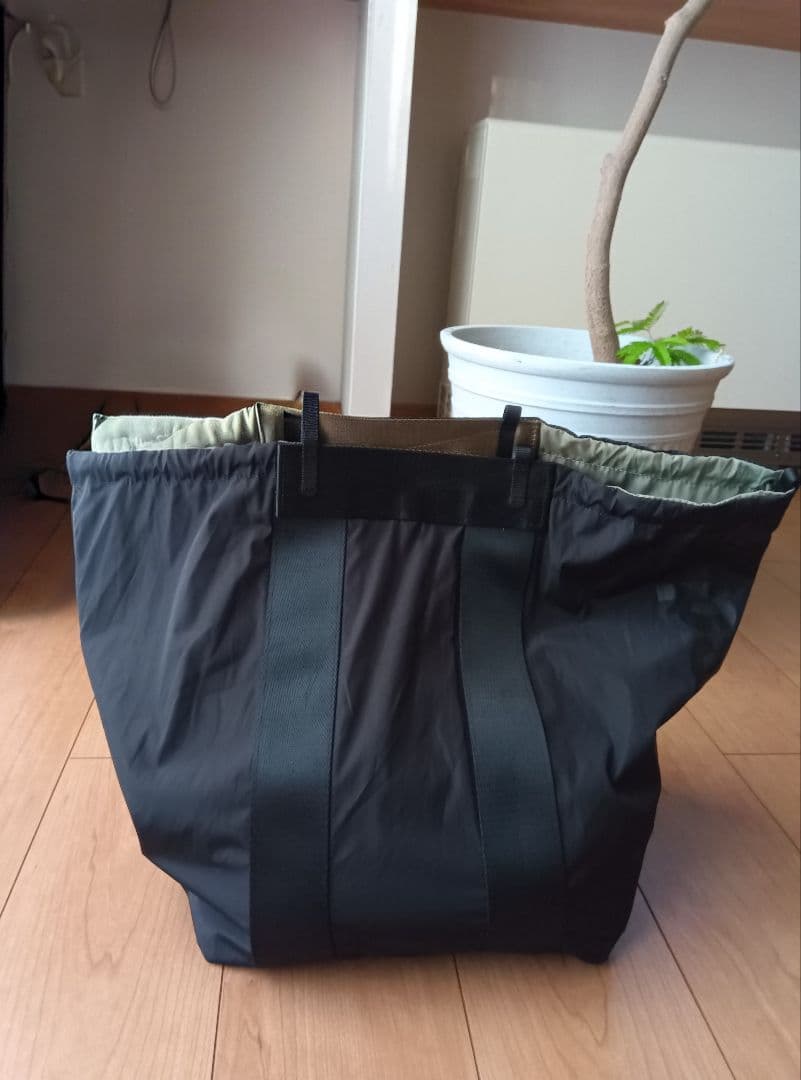 topologie Summit Tote ブラック サミットトート ミディアム
