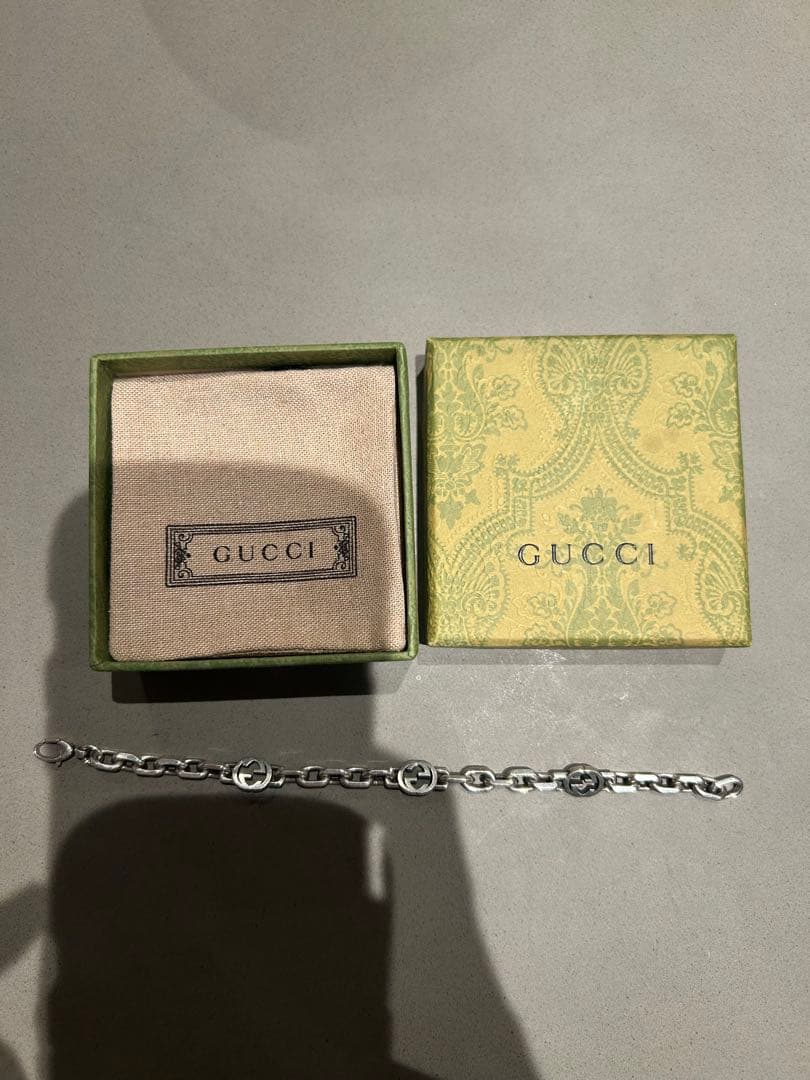 GUCCI インターロッキング　チェーンブレスレット
