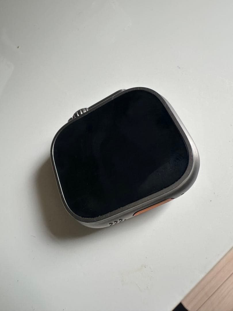 Apple Watch Ultra 第1世代 49mm チタニウムケース