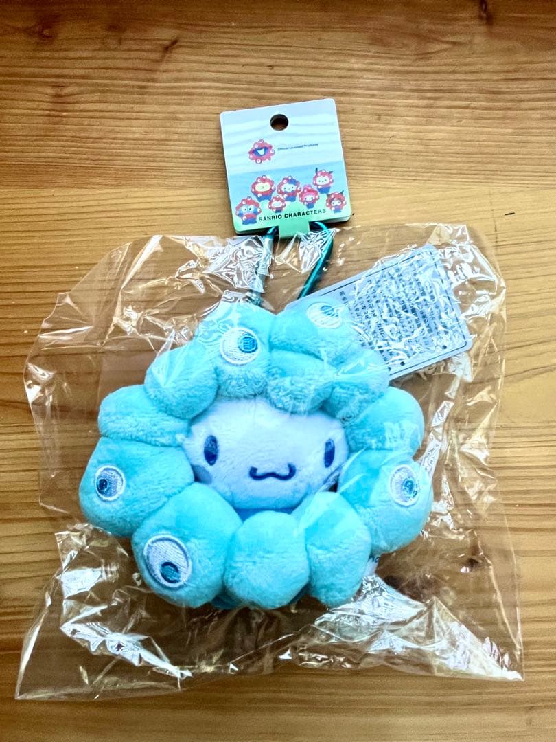 大阪万博 会場限定 ミャクミャク なりきり シナモン カラビナ付き