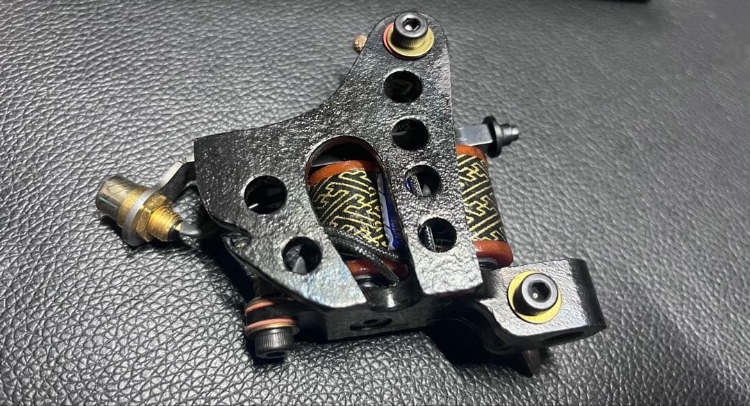 ヴィザードコイルタトゥーマシン Previous DH コイルタトゥーマシン シェーダー 24金レイヤーフレーム