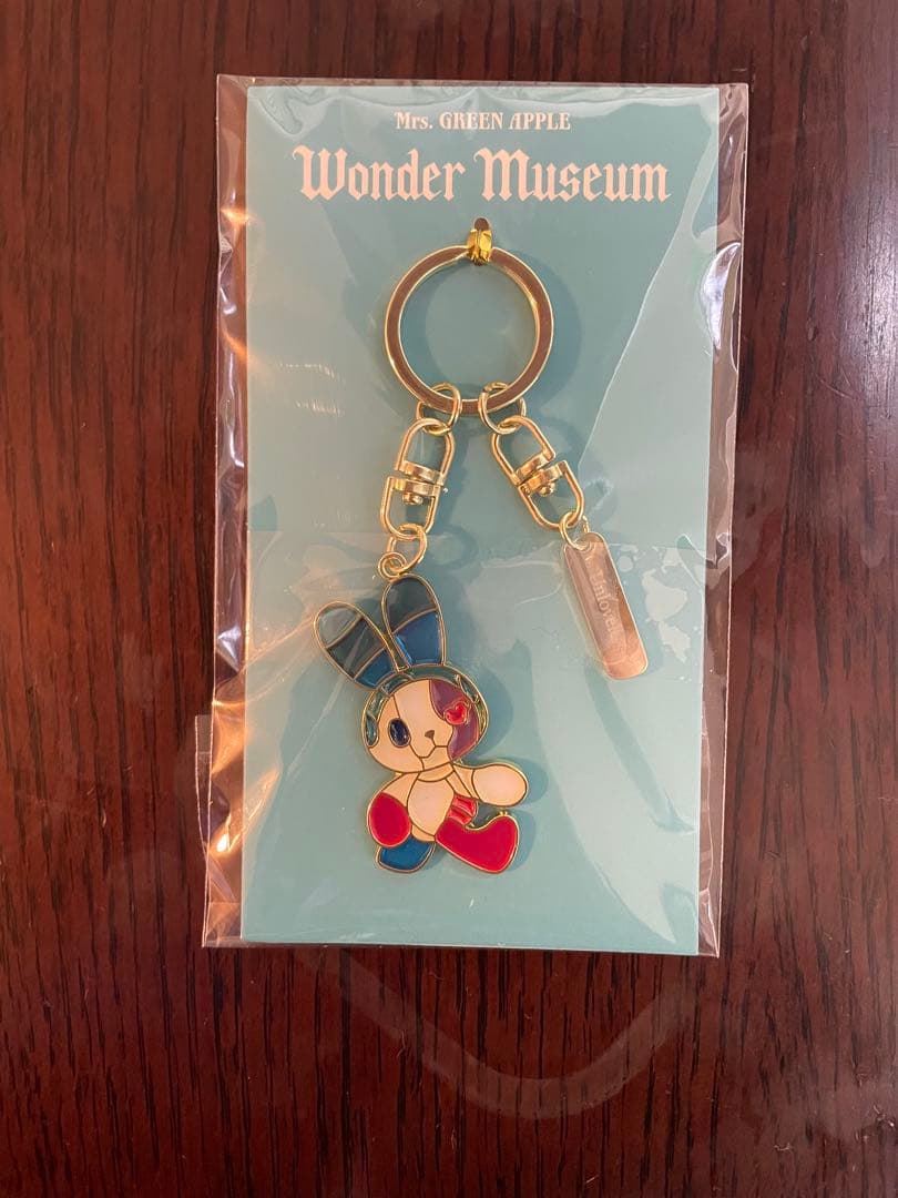 ミセス Wonder Museum ステンドグラスキーホルダー アンラブレス