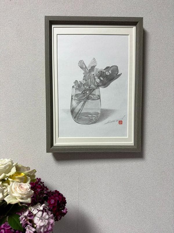 鉛筆アート「花とロックグラス」
