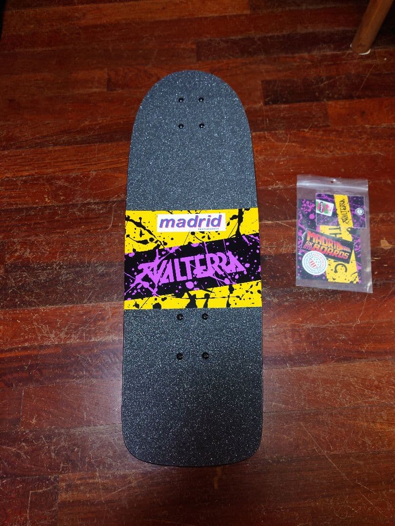 バックトゥザフューチャー40周年Madrid スケートボード 数量限定モデル