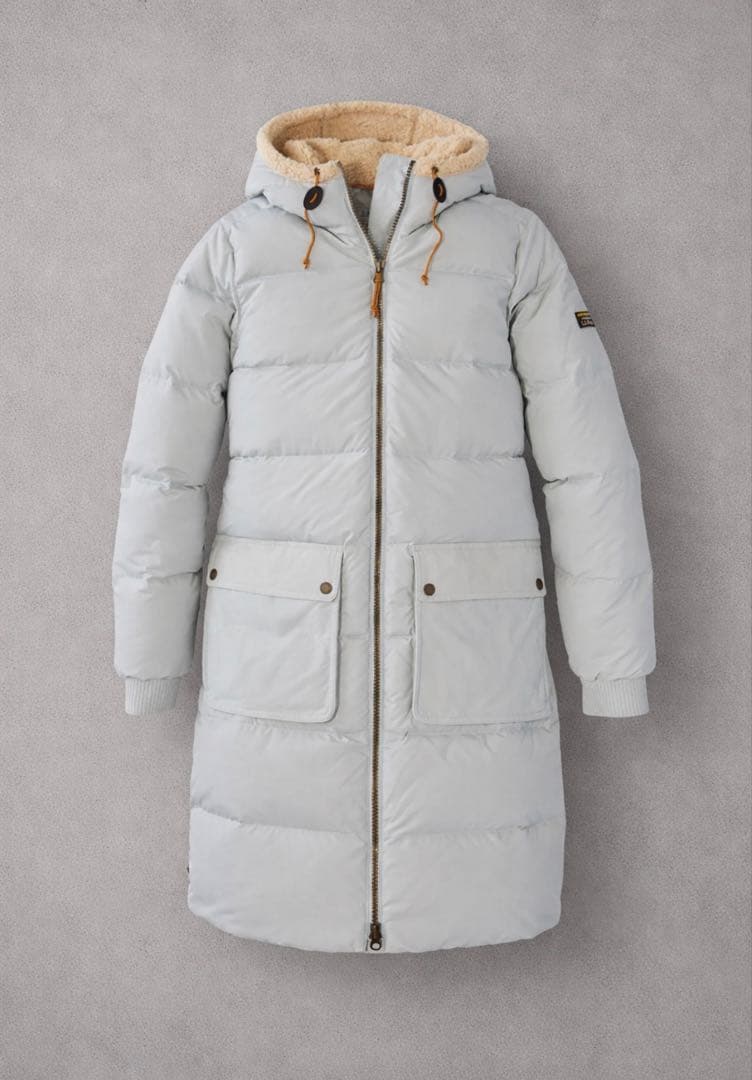 本日価格　エルエルビーン　マウンテンクラシックダウン　シェルパラインド