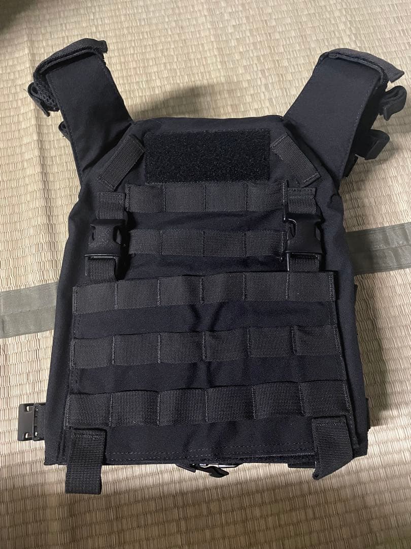 ブラック プレートキャリア MOLLEウェビング