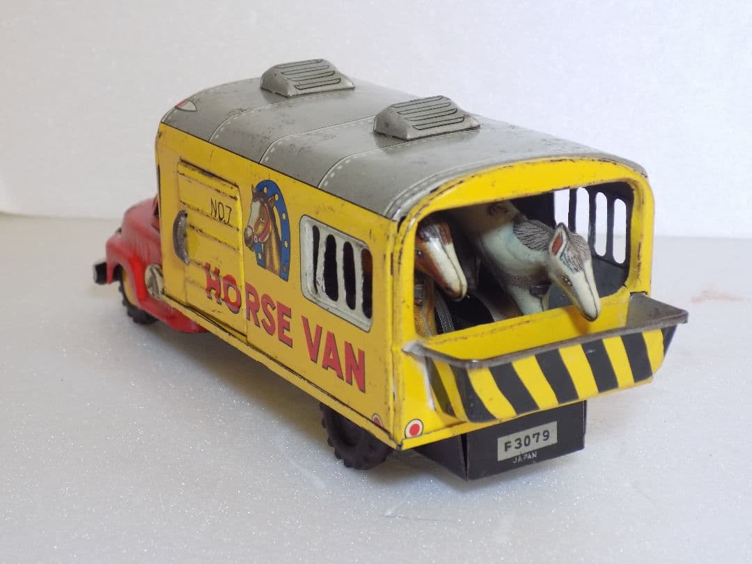 ✨️本日限定価格　希少珍品　ブリキ　【HORSE VAN】フリクション
