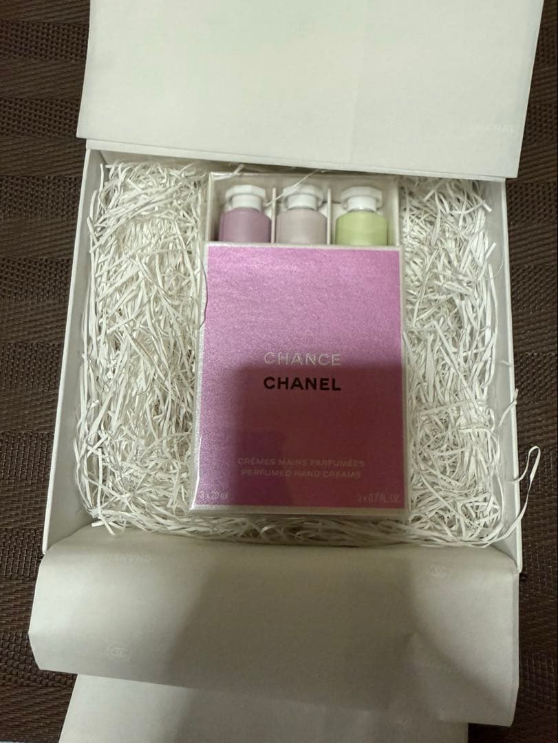 CHANEL チャンスクレーマンハンドクリーム【新品未使用】
