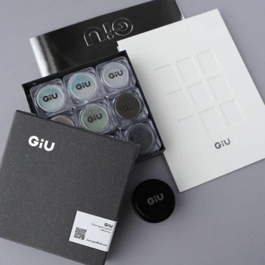 GiU ブランドローンチ記念の特別なBOXセット