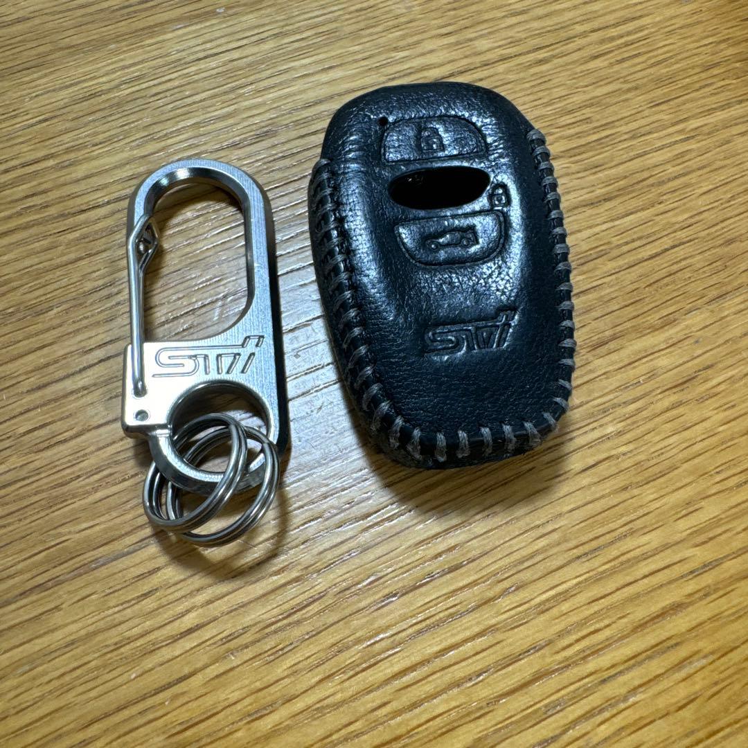 スバル 純正stiチタンカラビナ キーカバー - メルカリ