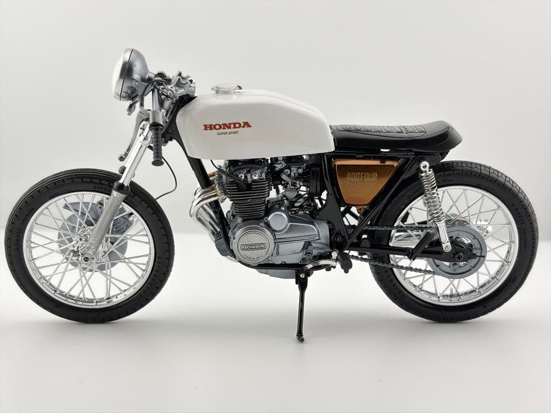 アオシマ 1/12 ホンダ CB400FOUR カスタム 塗装済 完成品 - メルカリ