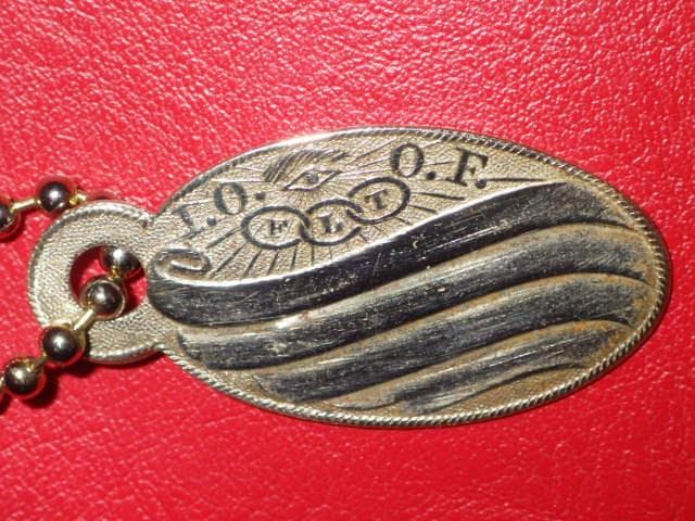 20'S☆オッドフェローズ☆ビンテージ☆タグ☆9☆キーホルダー☆フリー