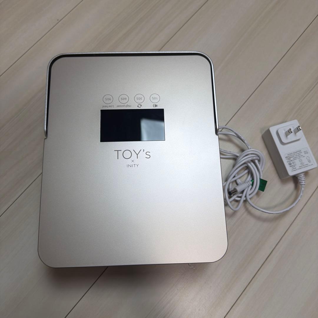 TOY’s INITY ネイル用 LEDライト UVライト 動作確認済み