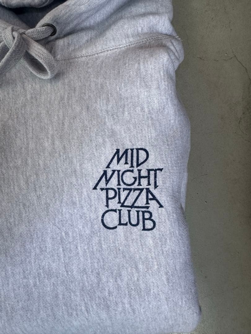 MIDNIGHT PIZZA CLUB パーカー M - メルカリ