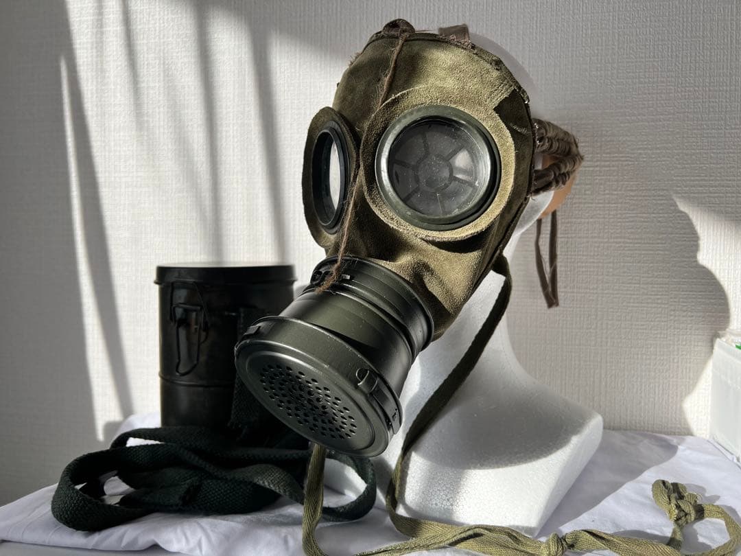WW1 ドイツ軍 ガスマスク サバゲー用 ww2 ガスマスク缶 - メルカリ