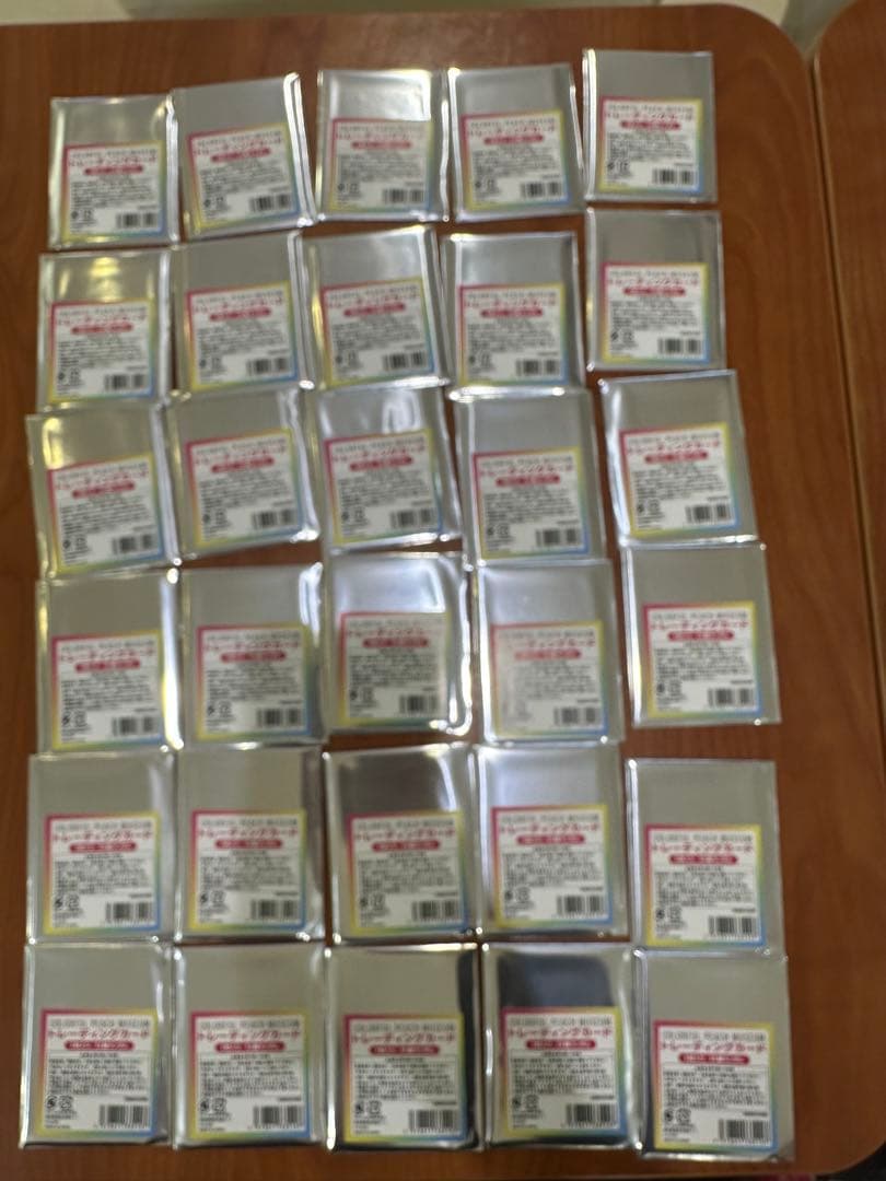 カラフルピーチ 　トレーディングカード　新品未開封30パック　ビッグカード３枚付