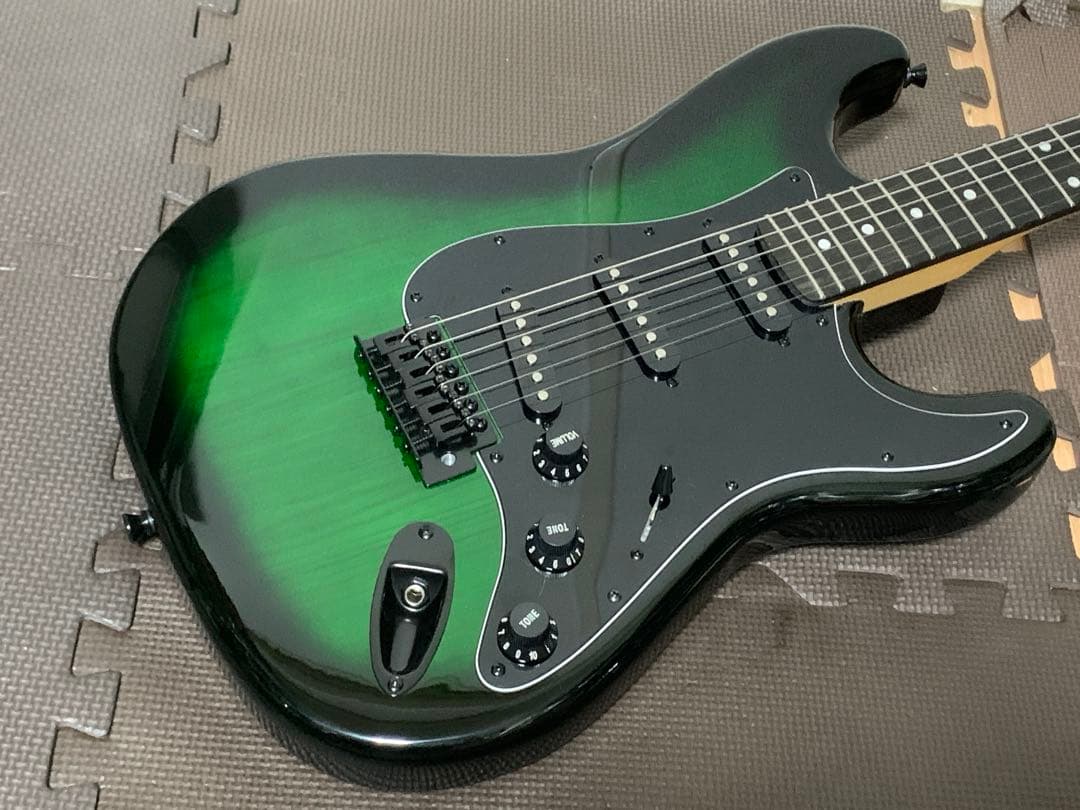 SELDER セルダー ストラトキャスター タイプ エレキギター 黒 緑 igb