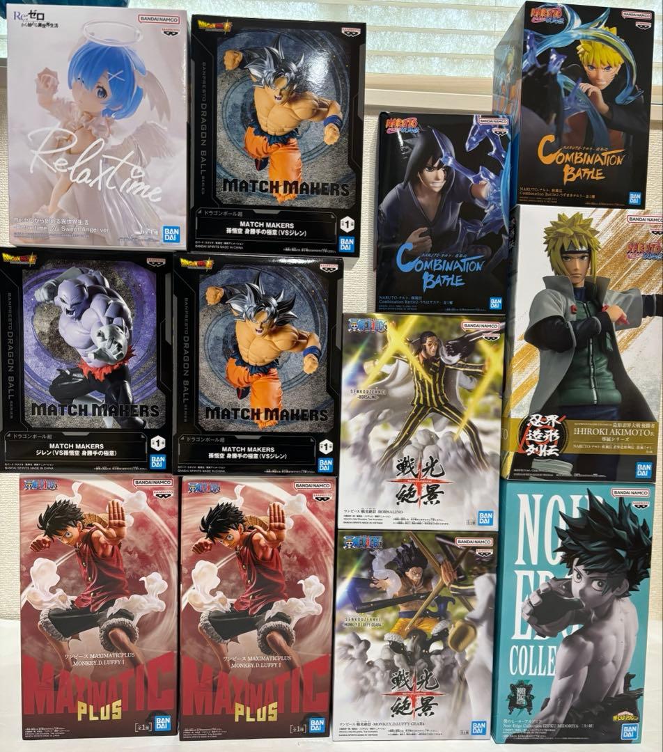 最新　アニメキャラクターフィギュア 12点まとめ売り