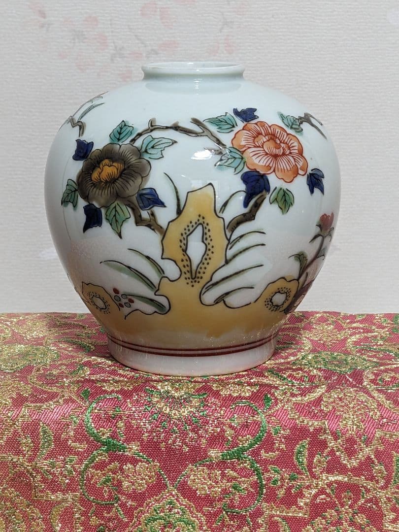 ♦11代酒井田柿右衛門 岩牡丹文様壺小壺 明治時代〜大正時代 古美術骨董品