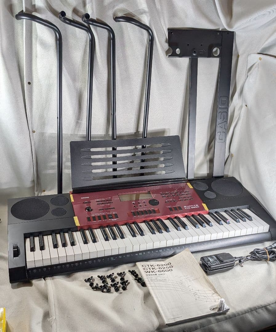 CASIO CTK-6250 ハイグレードキーボード 61鍵　スタンド付　45A