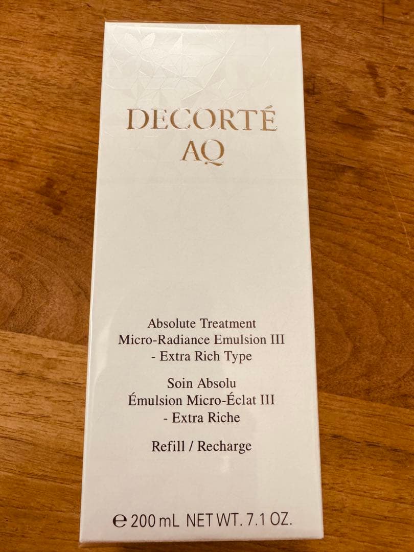 コスメデコルテAQ アブソリュート エマルジョン マイクロラディアンス III コスメデコルテ / AQ アブソリュート エマルジョン マイクロ