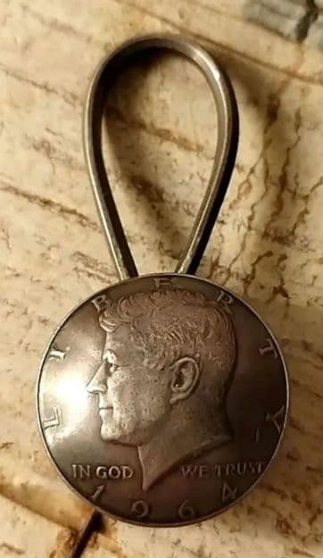 フェノメノン　ビヨンドディスクリプション　　コンチョ　キーホルダー