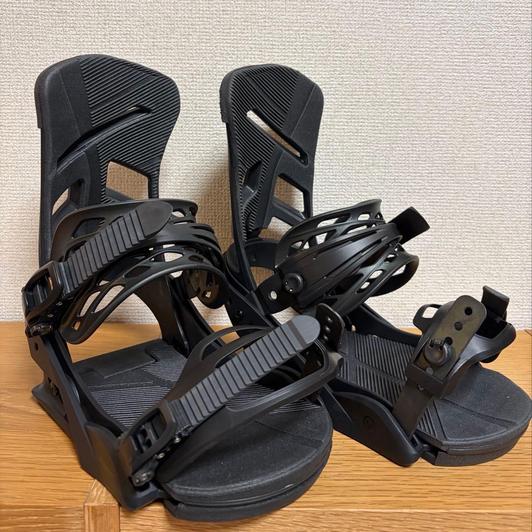 【祝日前セール⭐︎】Burton Mission Re:Flex メンズM Men's Burton Mission Re:Flex Snowboard Bindings | Burton.com