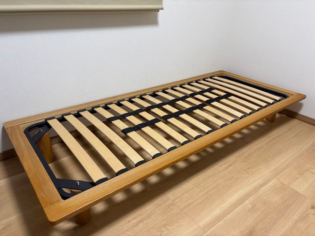 無印良品　スモールサイズ ベッドフレーム 脚4本付き 横浜市内直接取引希望 小田急町田】無印良品のおススメベッドフレームで快適な寝心地を