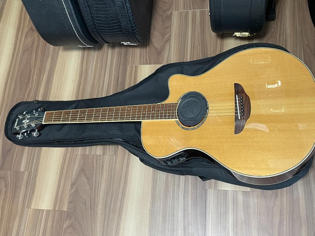 YAMAHA APX600 ヤマハエレアコ+サウンドホールカバー+ソフトケース