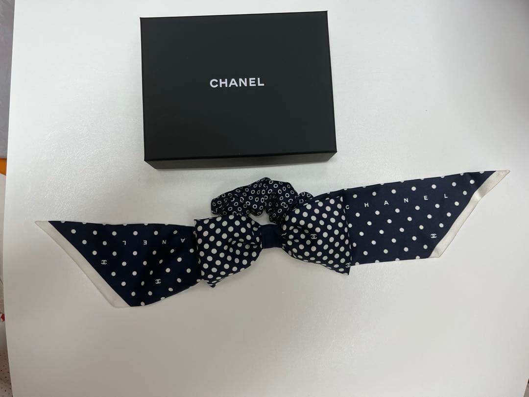 シャネル　シュシュ　ヘアアクセサリー