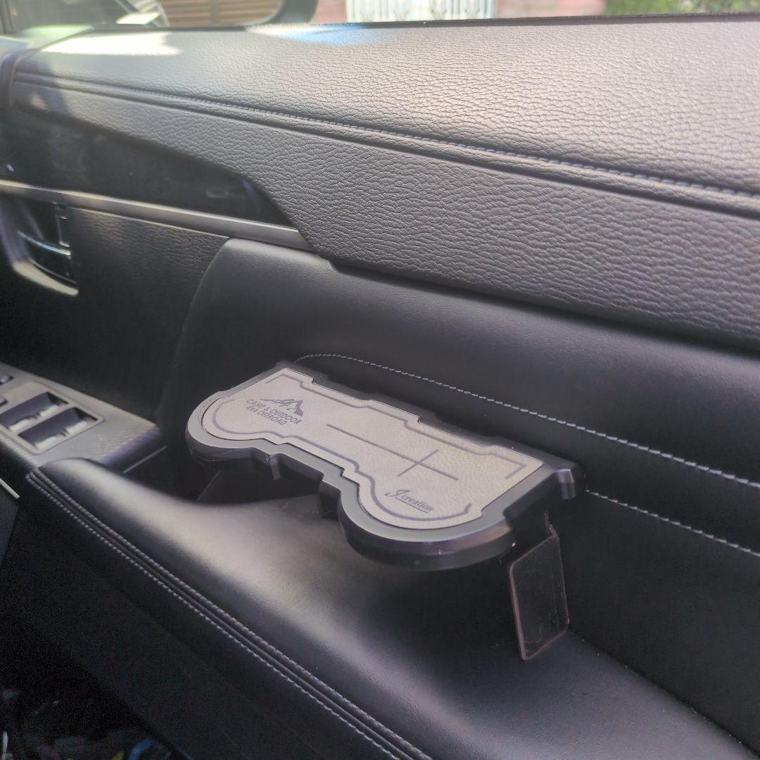 デリカD5　前、後期　アームレスト　ひじ掛け　J creation　カスタム