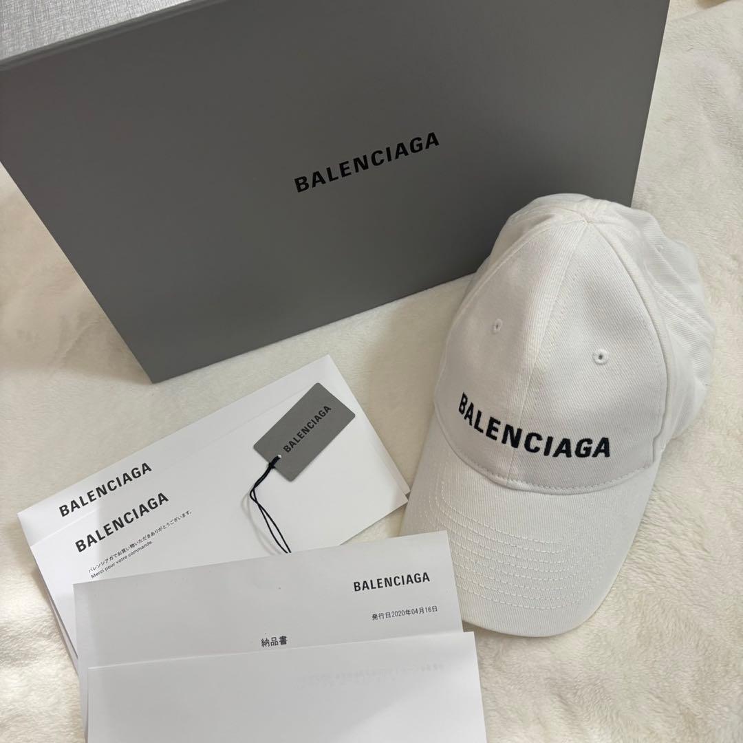 hh BALENCIAGA ホワイトキャップ ARCHETYPE