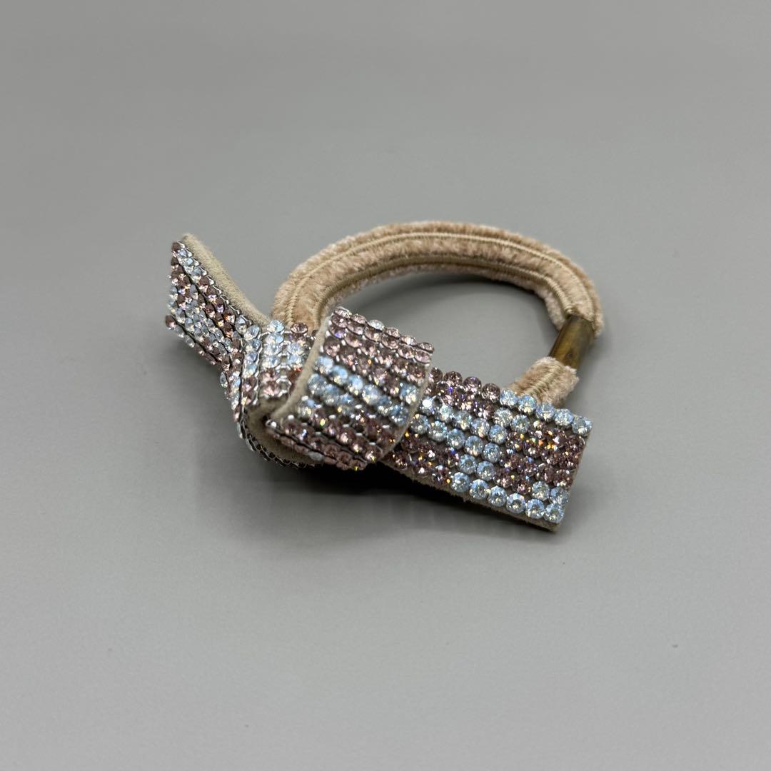 美品　acca アッカ ドレスポニー　リボン　ヘアゴム　ピンク 夏の陽射しに負けない！キラキラと輝くヘアゴム【ドレスポニー