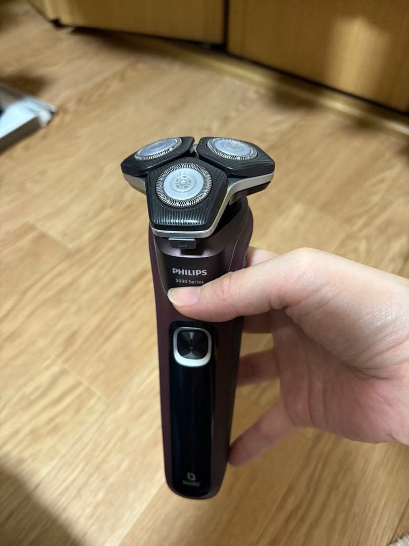 @値下げ中　PHILIPS 1000シリーズ メンズシェーバー