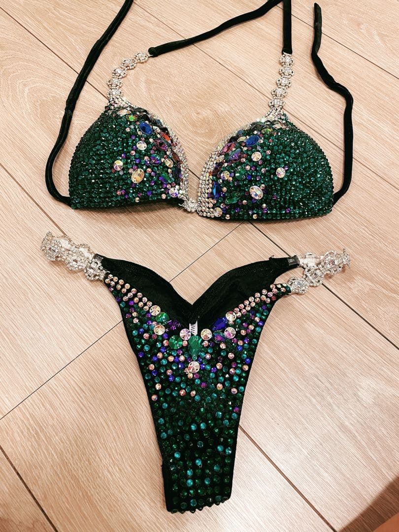 美品コンテスト用ビキニグリーン緑競技用サタスタFWJAPFキラキララインストーン
